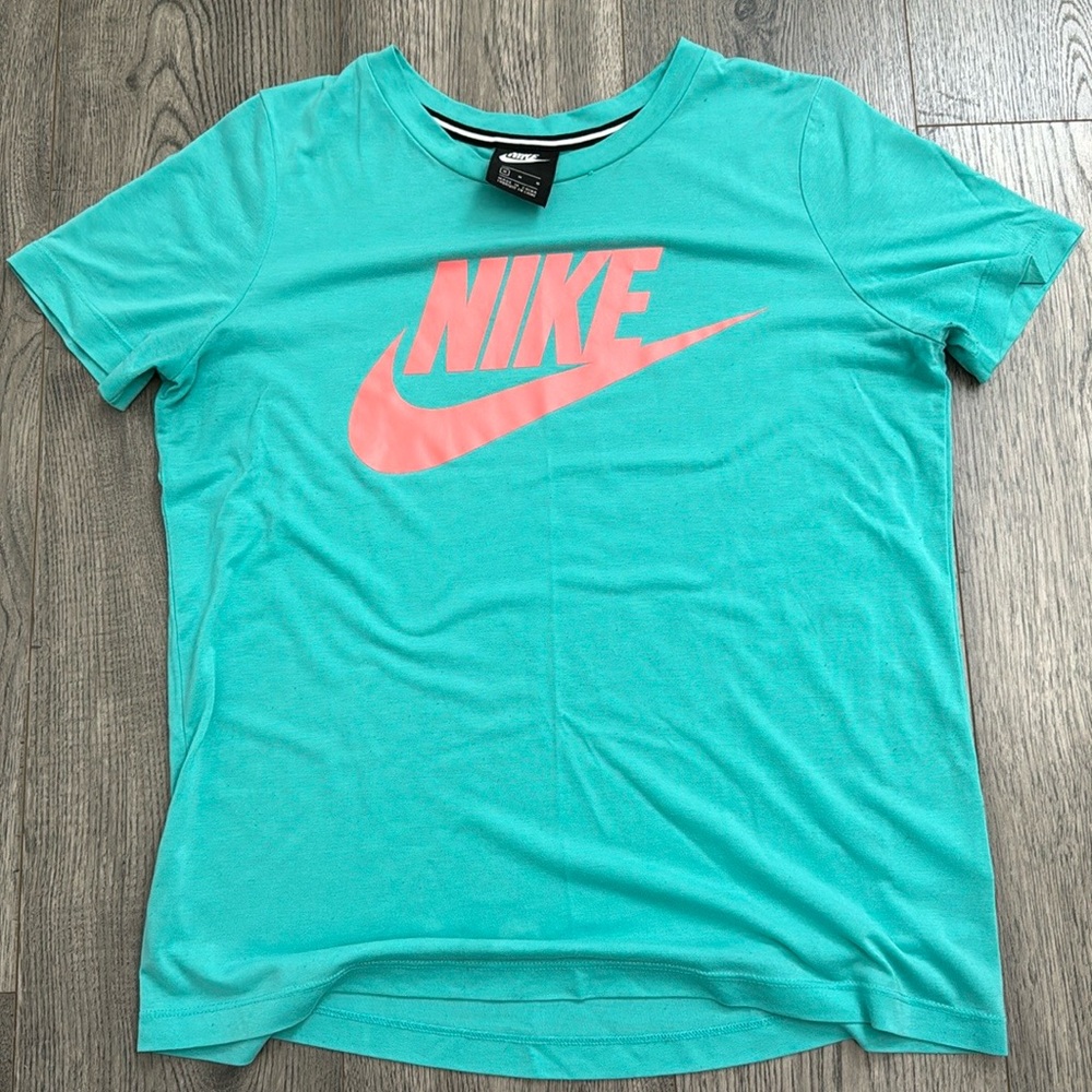 Dri fit women Nike top